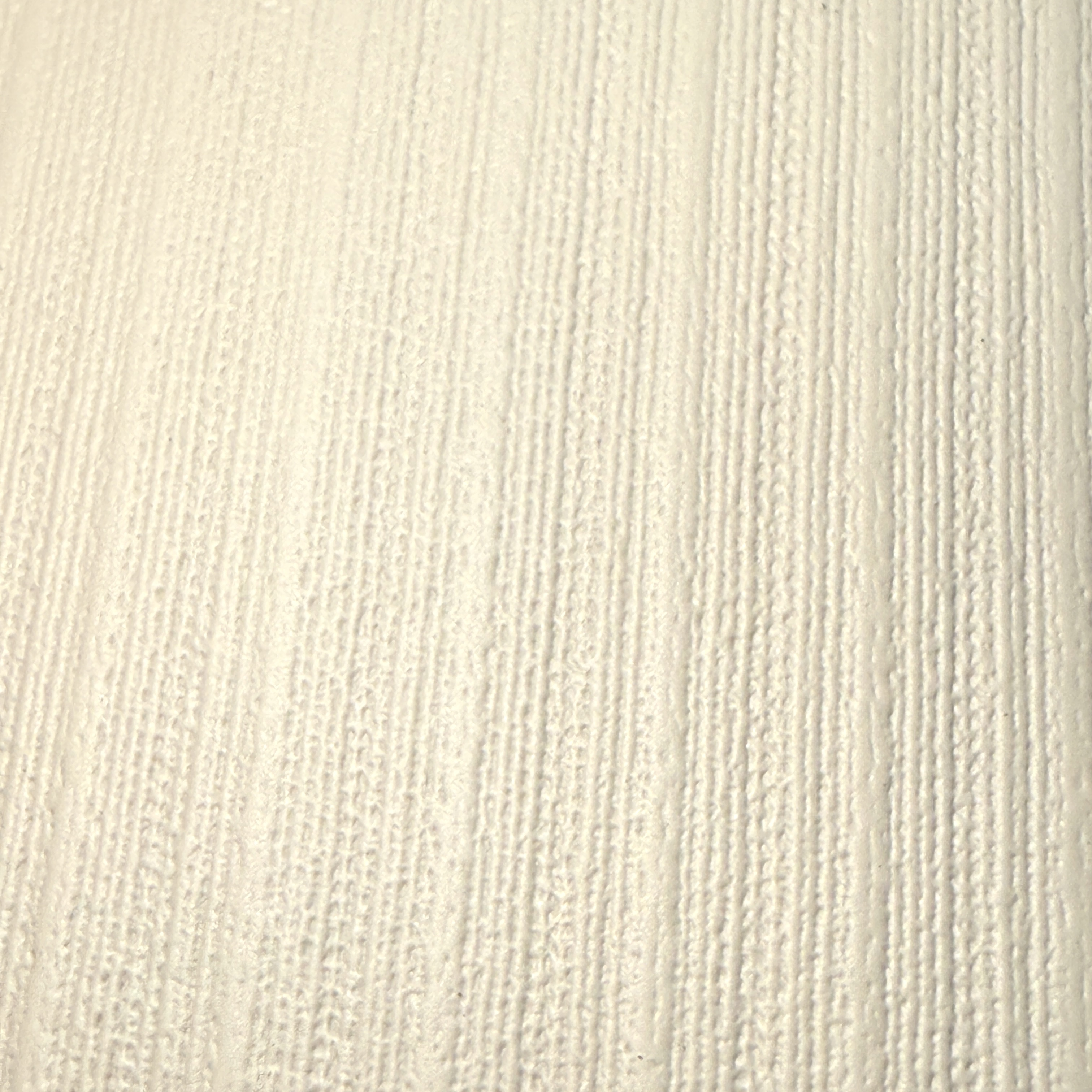 Cream DY-2203 swatch